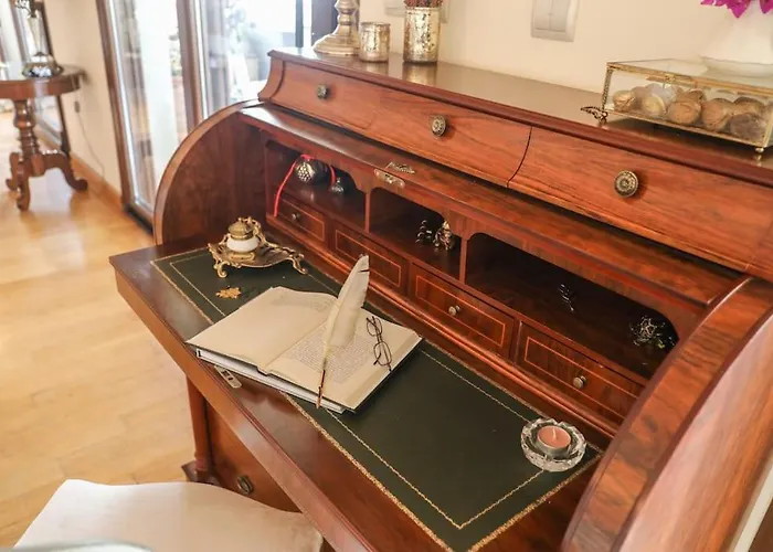 Aphrodite Skiathos Town