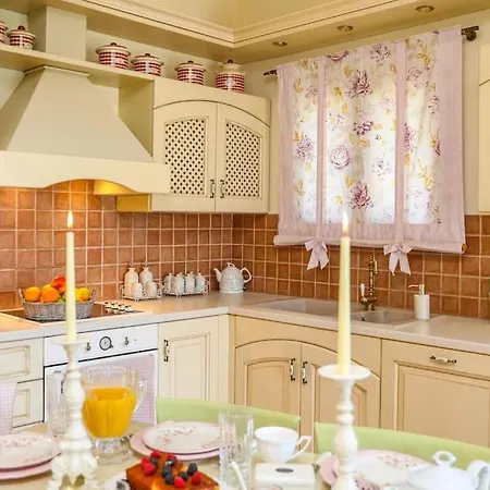 Aphrodite Σκιάθος Πόλη